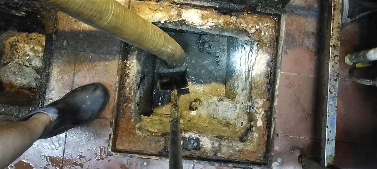 同安污水池清理一般都有毒气，怎么预防中毒呢？